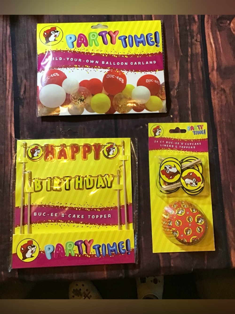 Buc-ee’s birthday party supplies -New